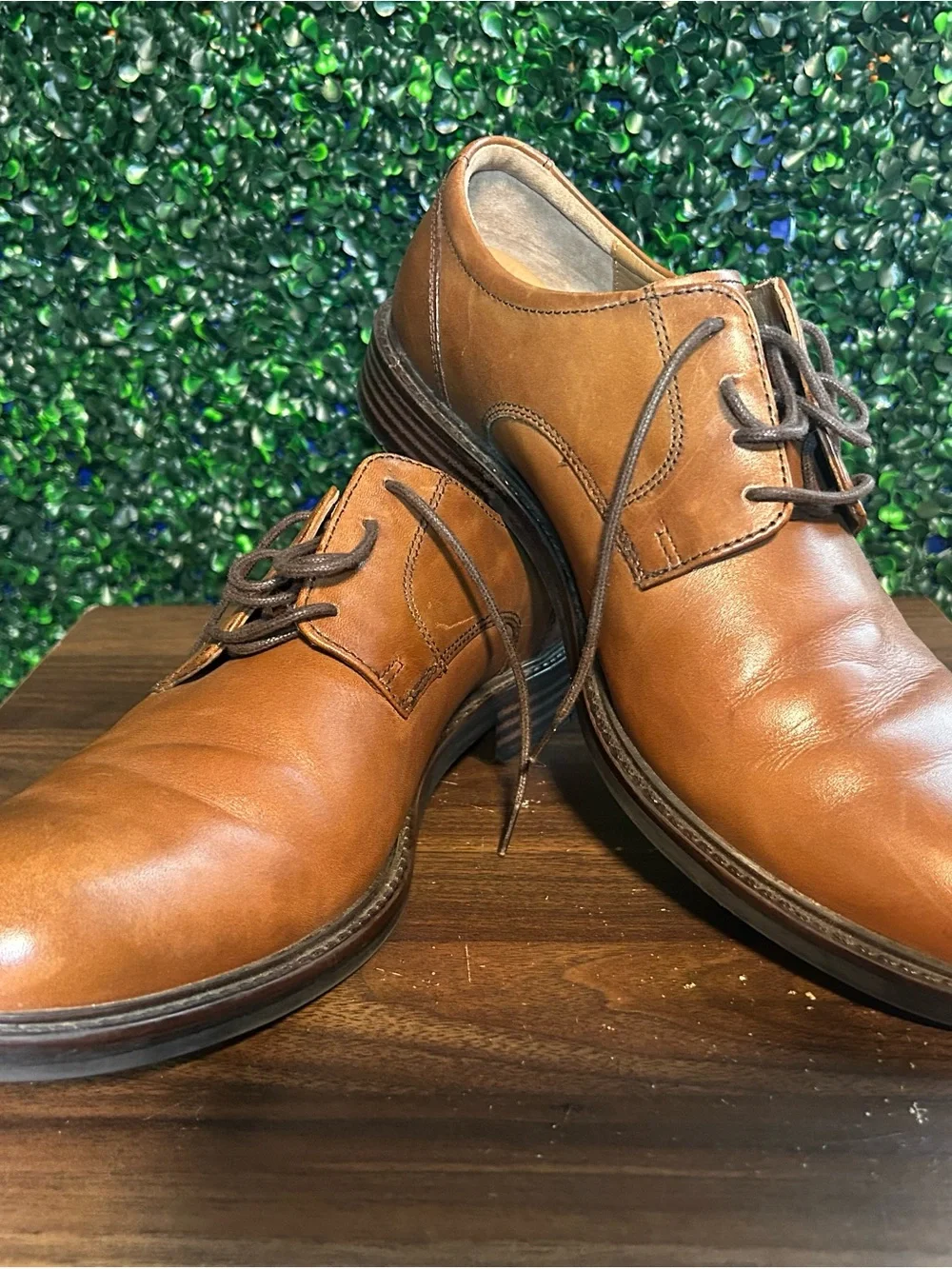 Johnston & Murphy Tan Leather Derby Dress Shoes